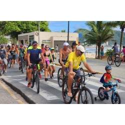 Passeio ciclístico é opção de exercício e lazer dentro do Verão Maior Paraná